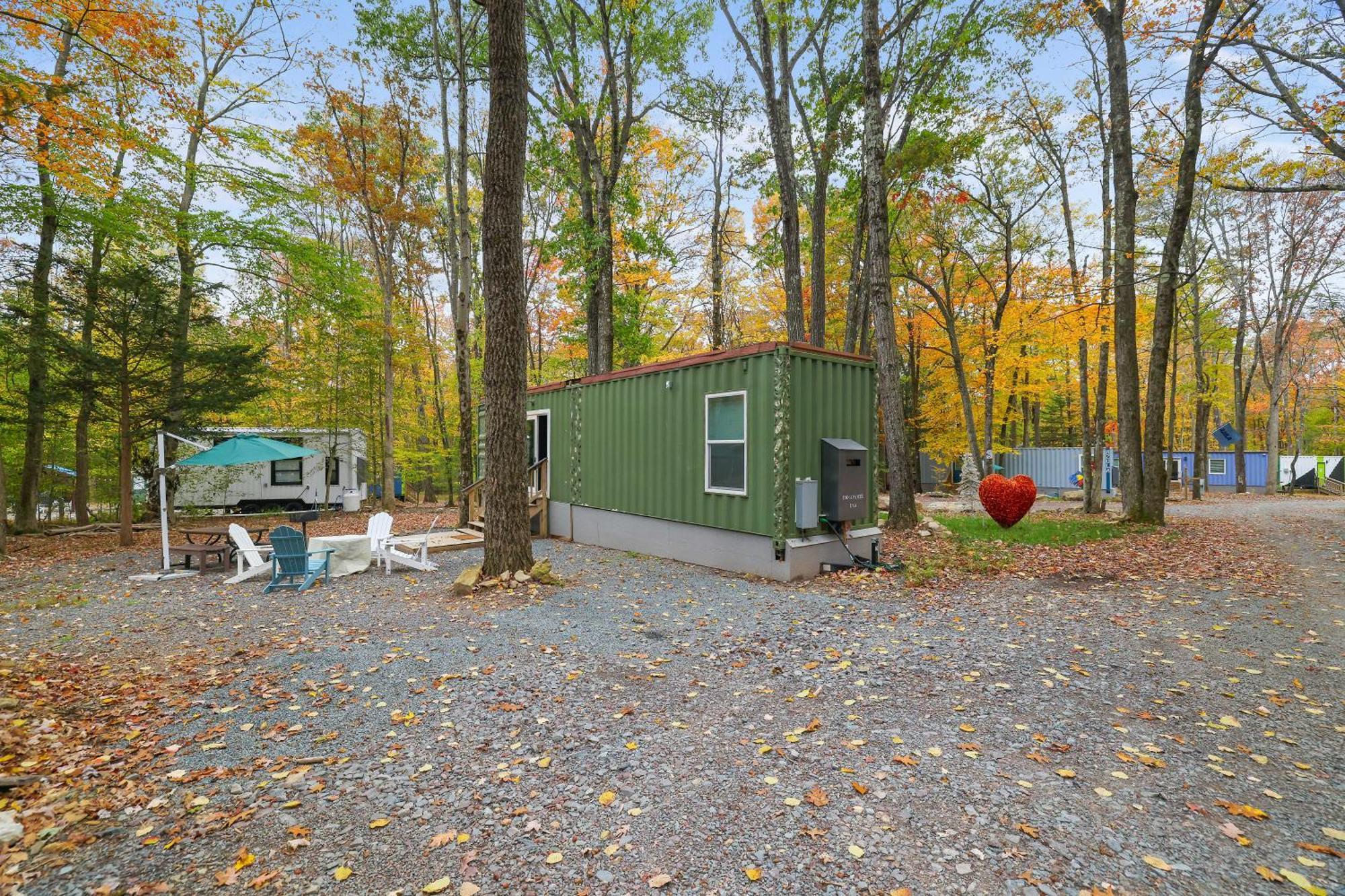 Camptel Poconos Lodging Albrightsville Exteriör bild